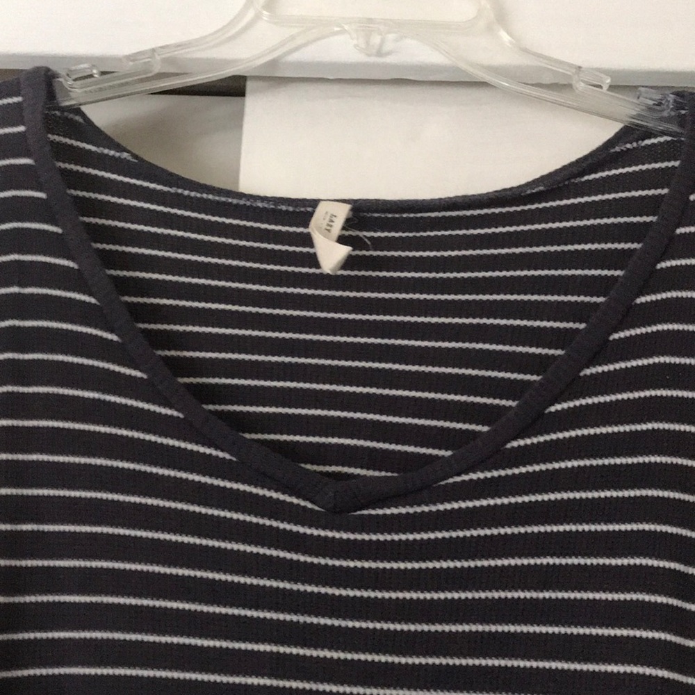 🔥 Lazy Sundays top Size M - Picture 2 of 3